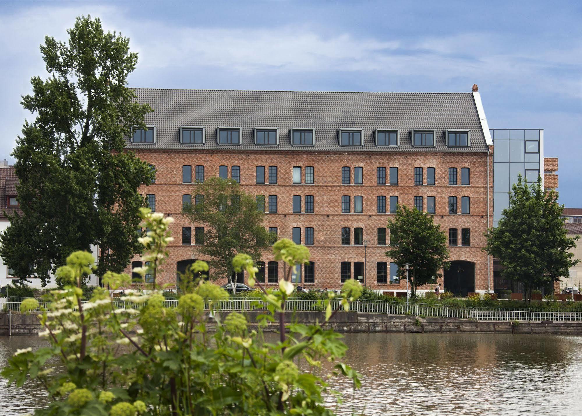 Hotel Hafenspeicher Лер Екстер'єр фото
